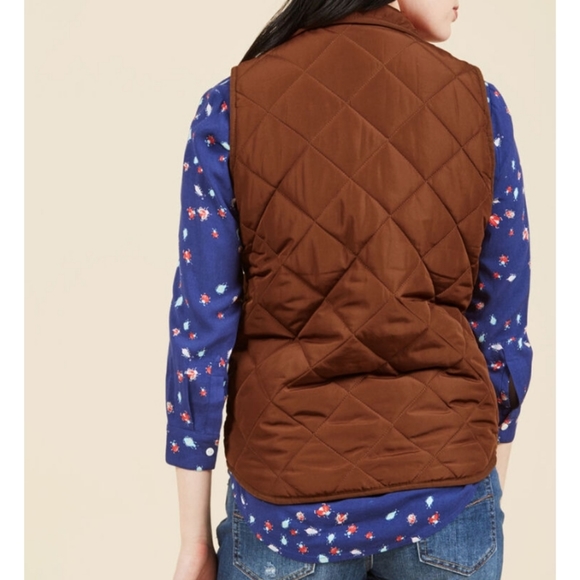 MODCLOTH | In Want of a Wander Vest - Picture 5 of 7